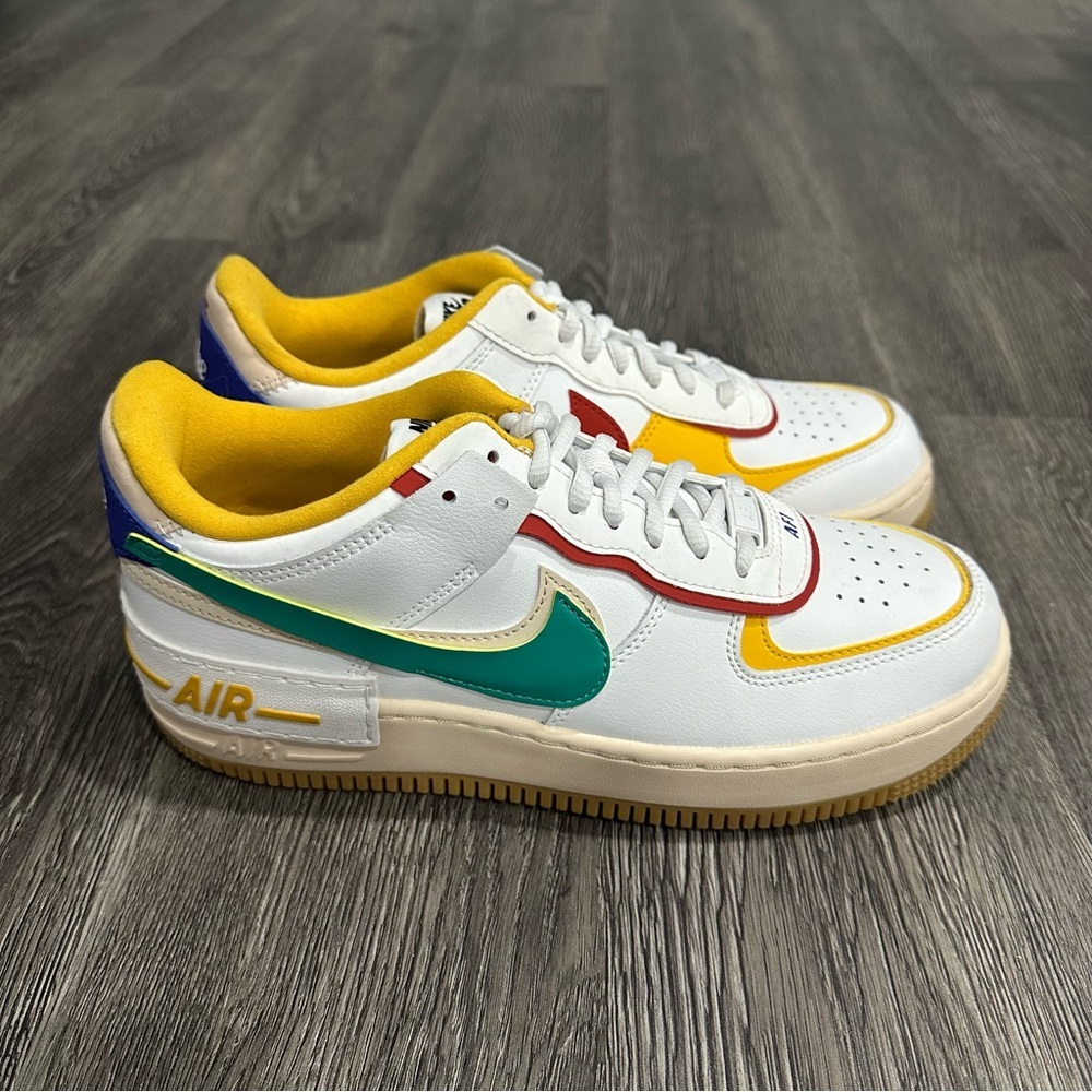 White Multicolor Low-Top Women's Sneakers